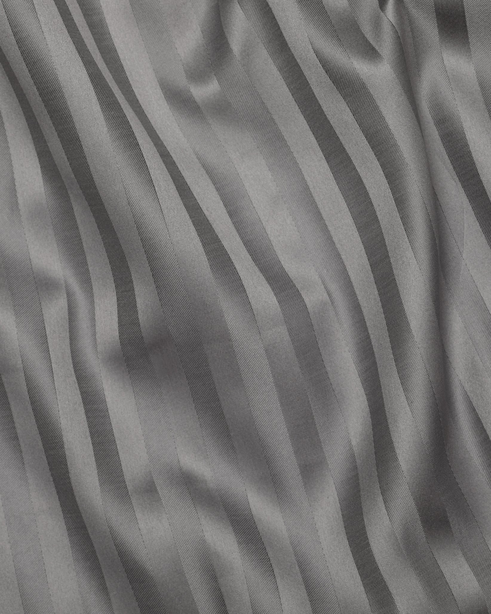 Raso Rigato fitted sheet in charcoal texture