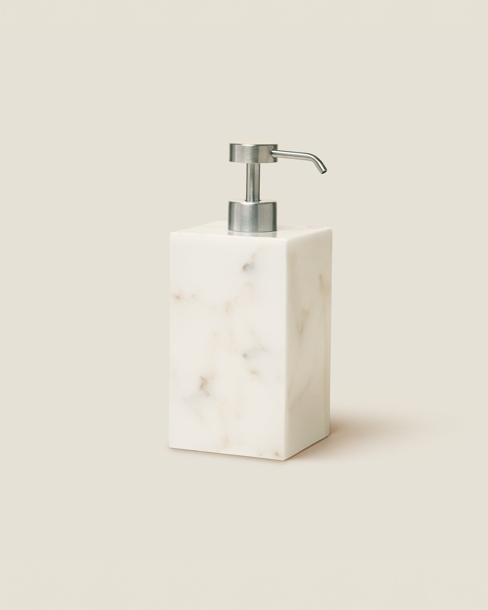 Marmo Tissue Holder