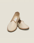 Resort shoe in ecru/tan