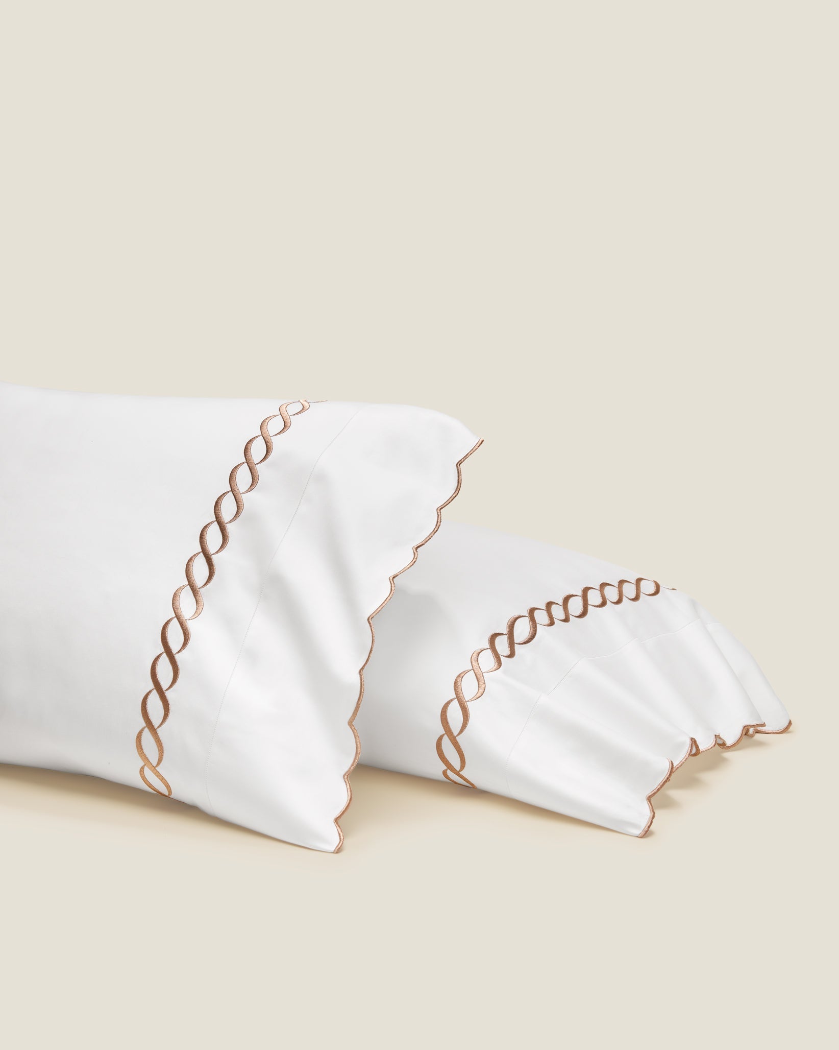 Treccia Splendore white/rose gold pillowcase pair