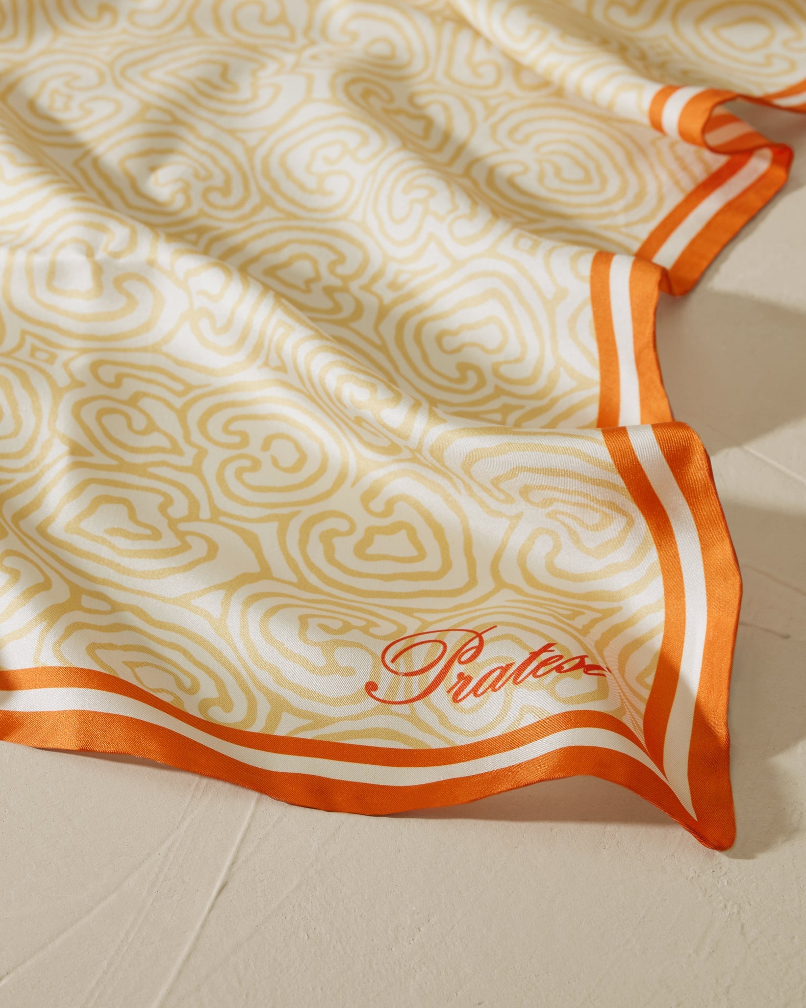 Cuore scarf in tan/orange
