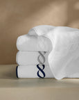 Treccia Moderno towel stack
