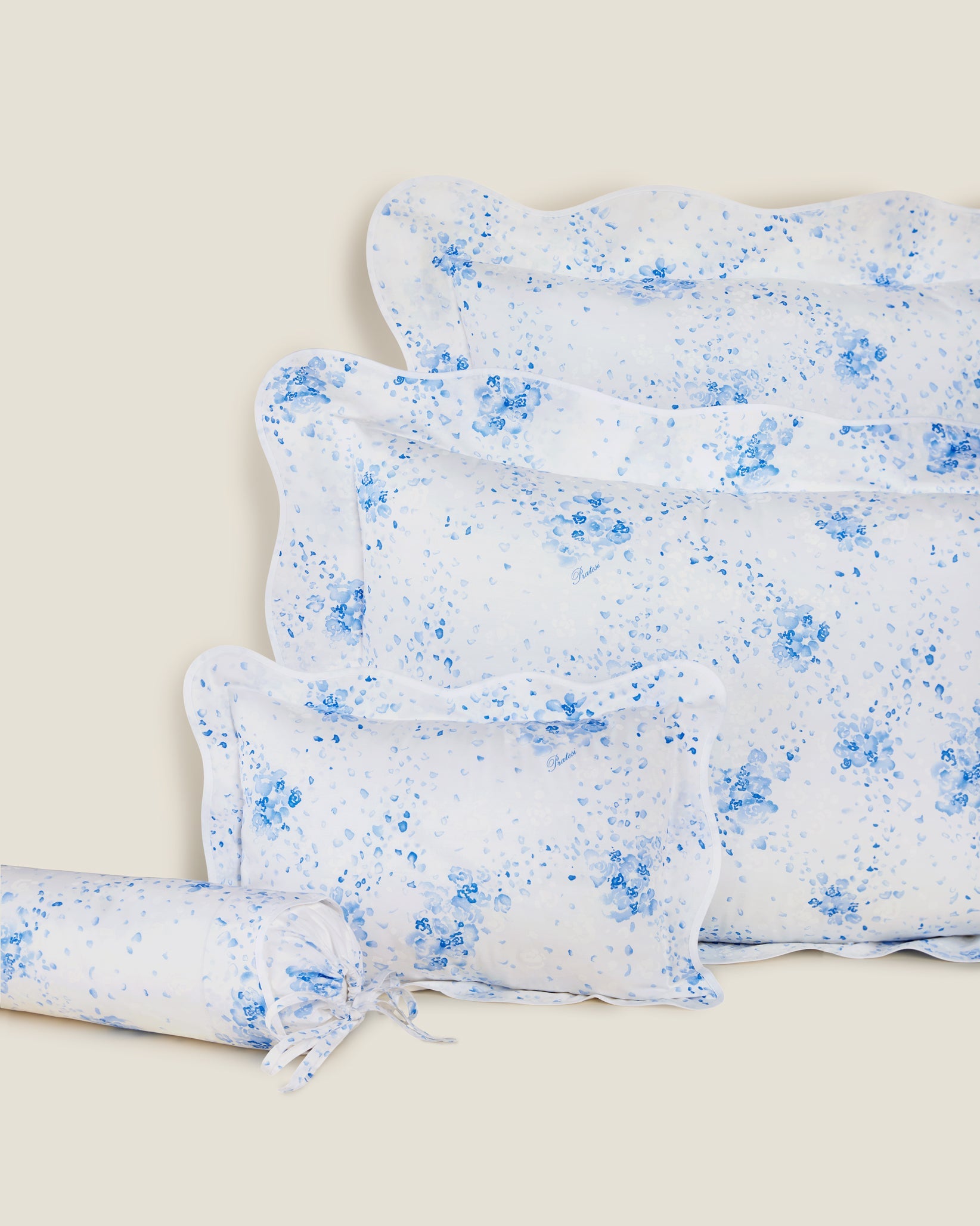 M'ama non M'ama queen, standard, boudoir and neckroll sham in medium blue
