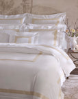 Tubo white/beige full bed corner view