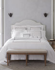 Tre Righe bed in white/charcoal
