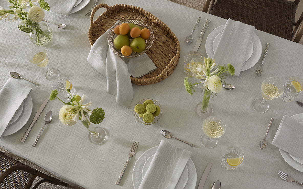 Treccia Table Collection