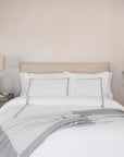 Tre Righe Ombre white/charcoal bed