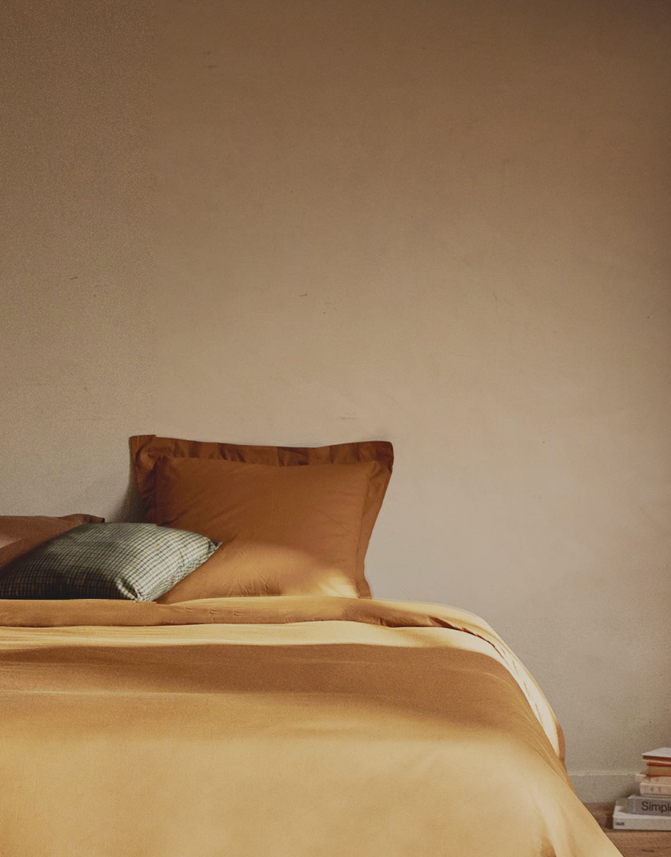 Blankets & Coverlets