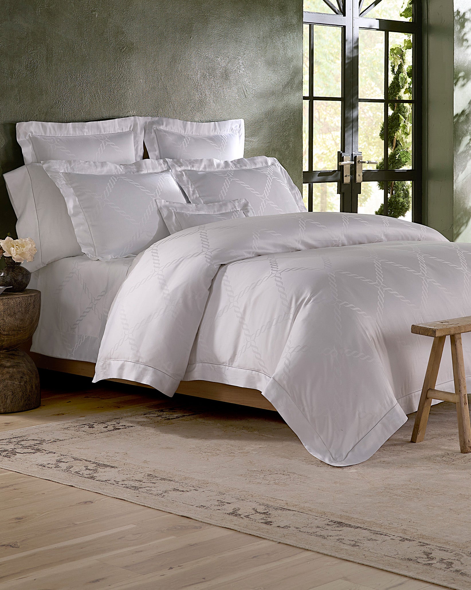 Ori Treccia bed white side angle