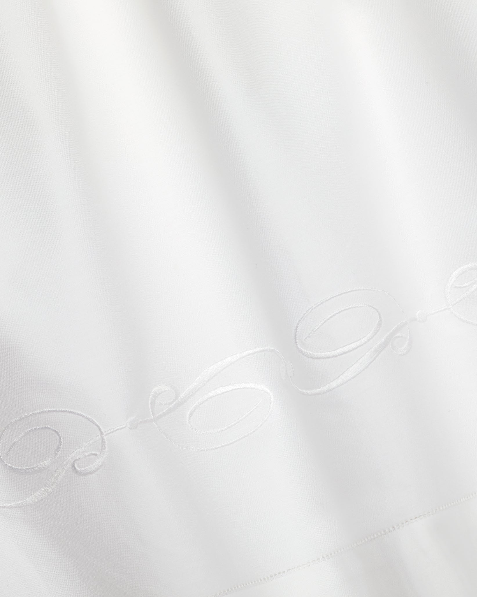 Icona duvet cover texture in white/white