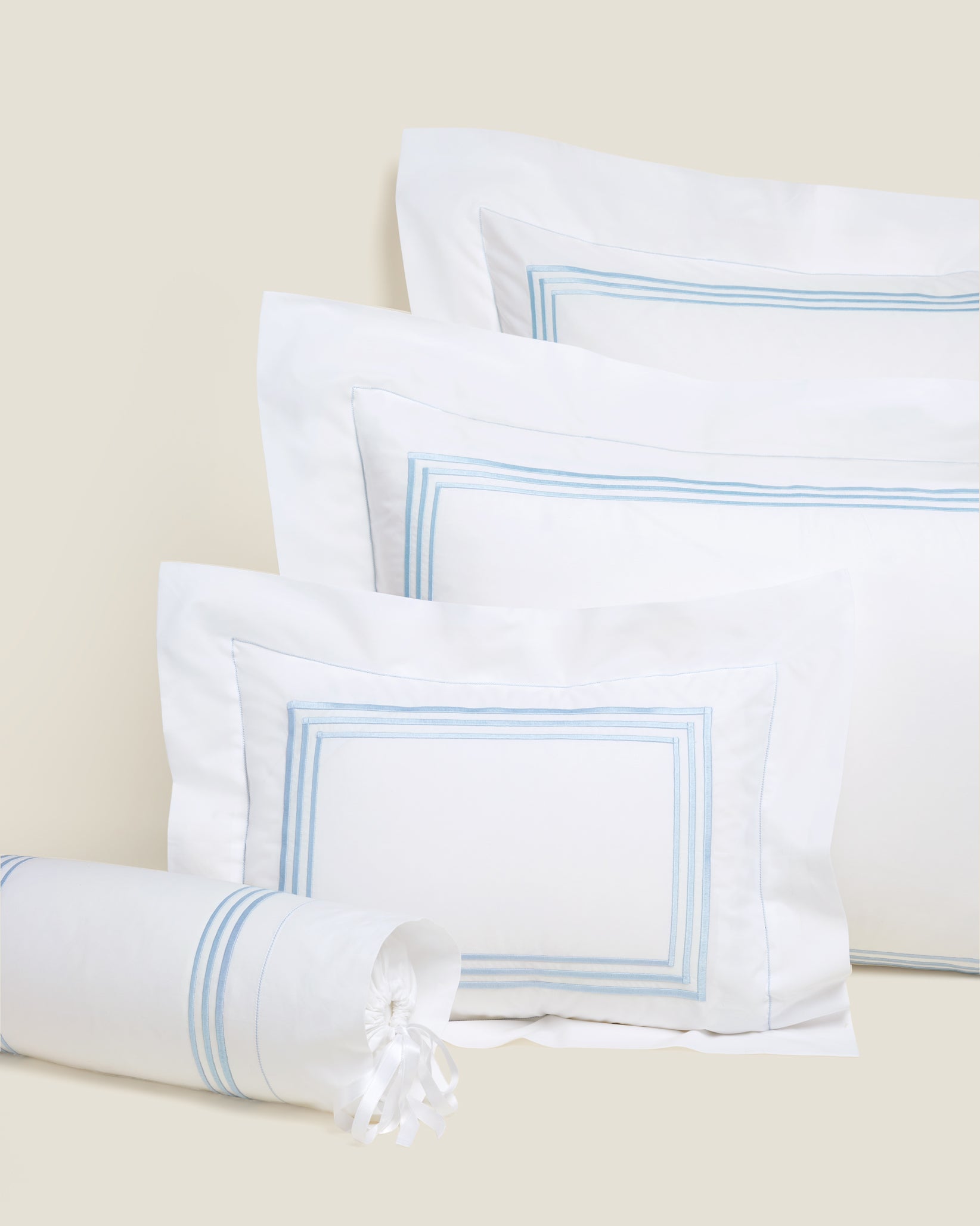 Tre Righe queen, standard, boudoir and neckroll sham in white/light blue