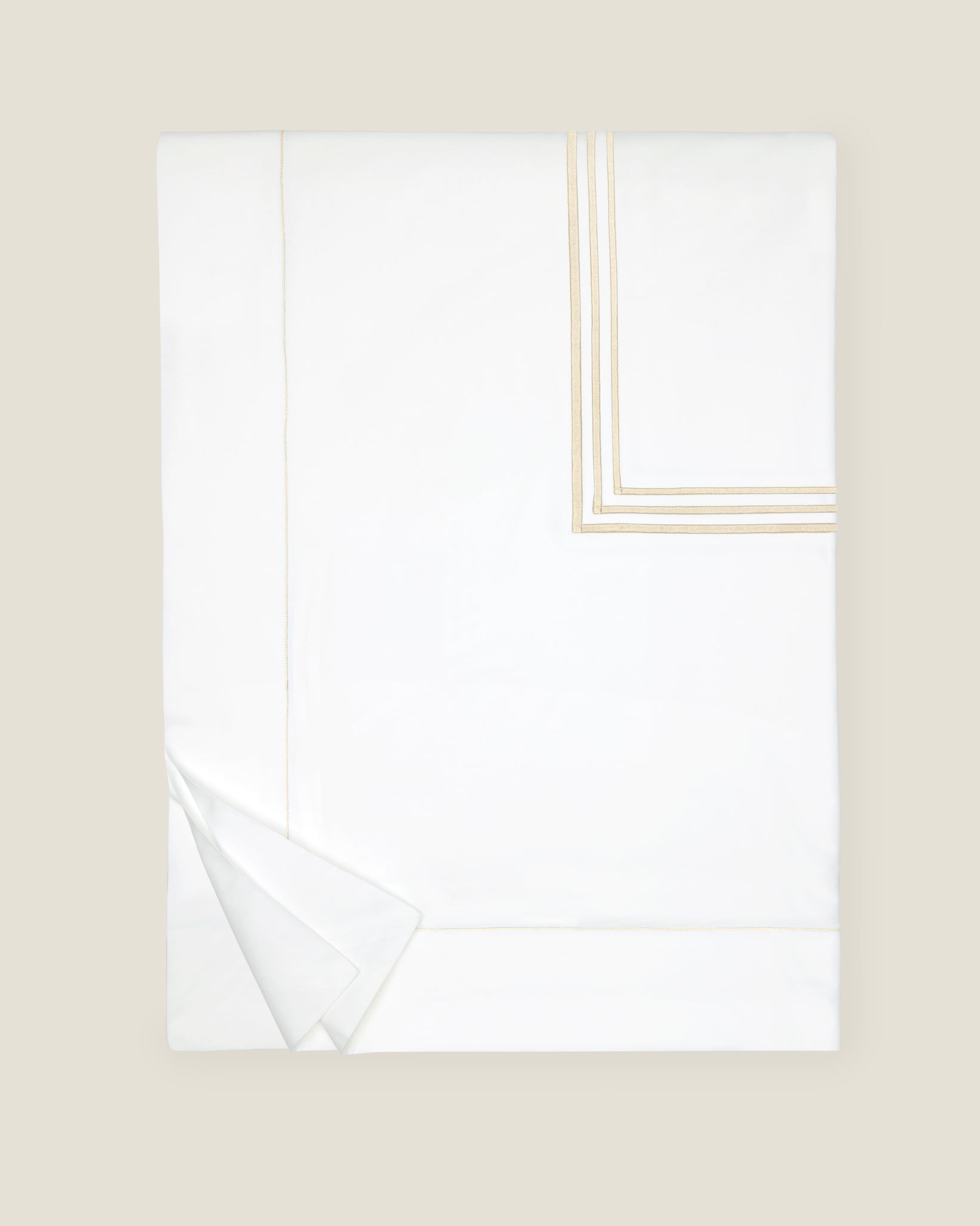 Tre Righe duvet cover in white/beige folded