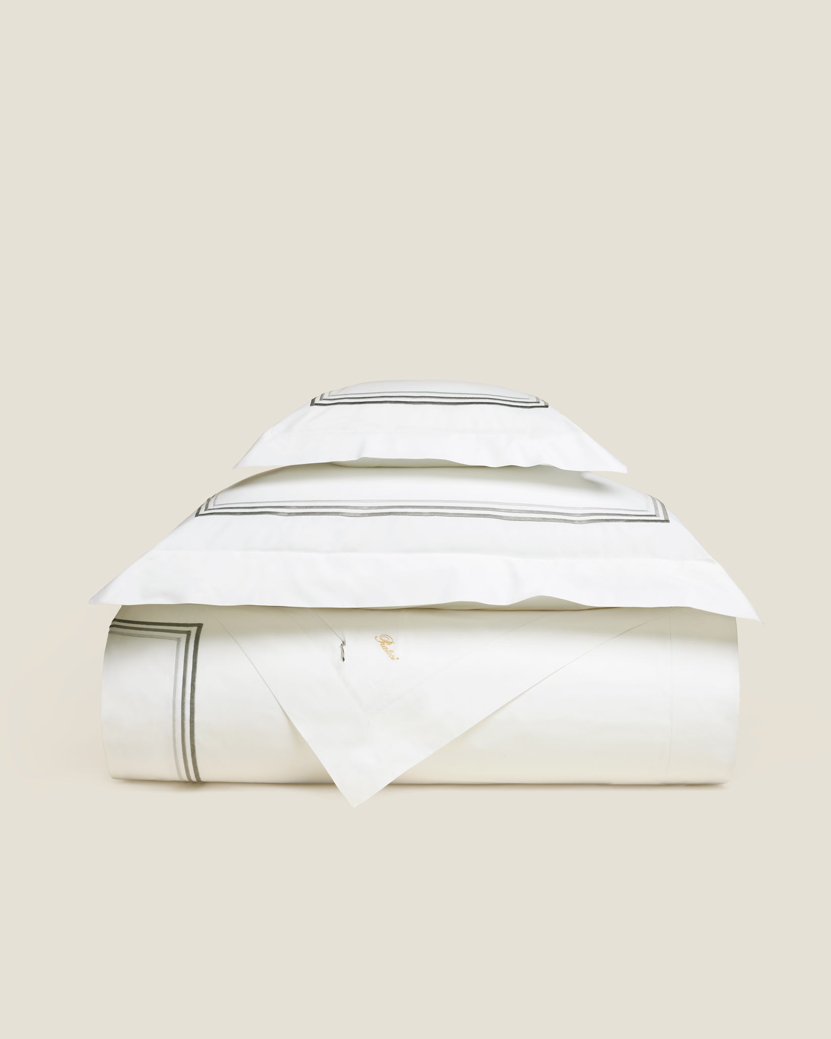 Tre Righe Ombre white/charcoal duvet cover