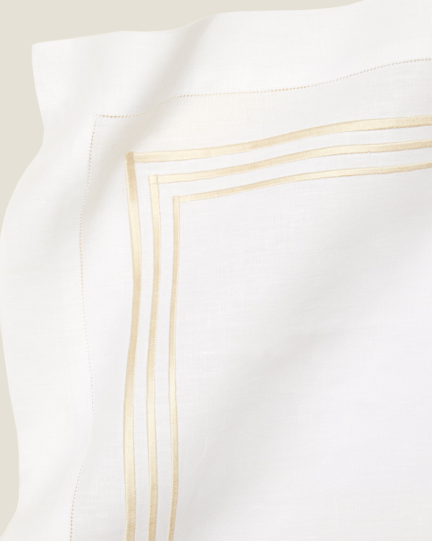 Tre Righe Placemats - Luxury Linen Table Placemats | Pratesi