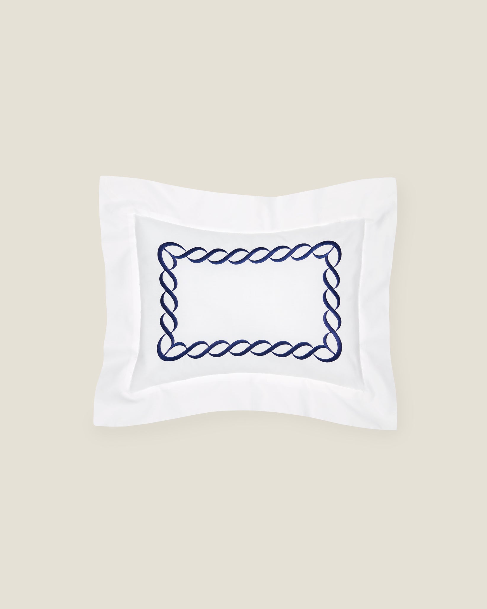 Treccia Moderno white/navy boudoir sham