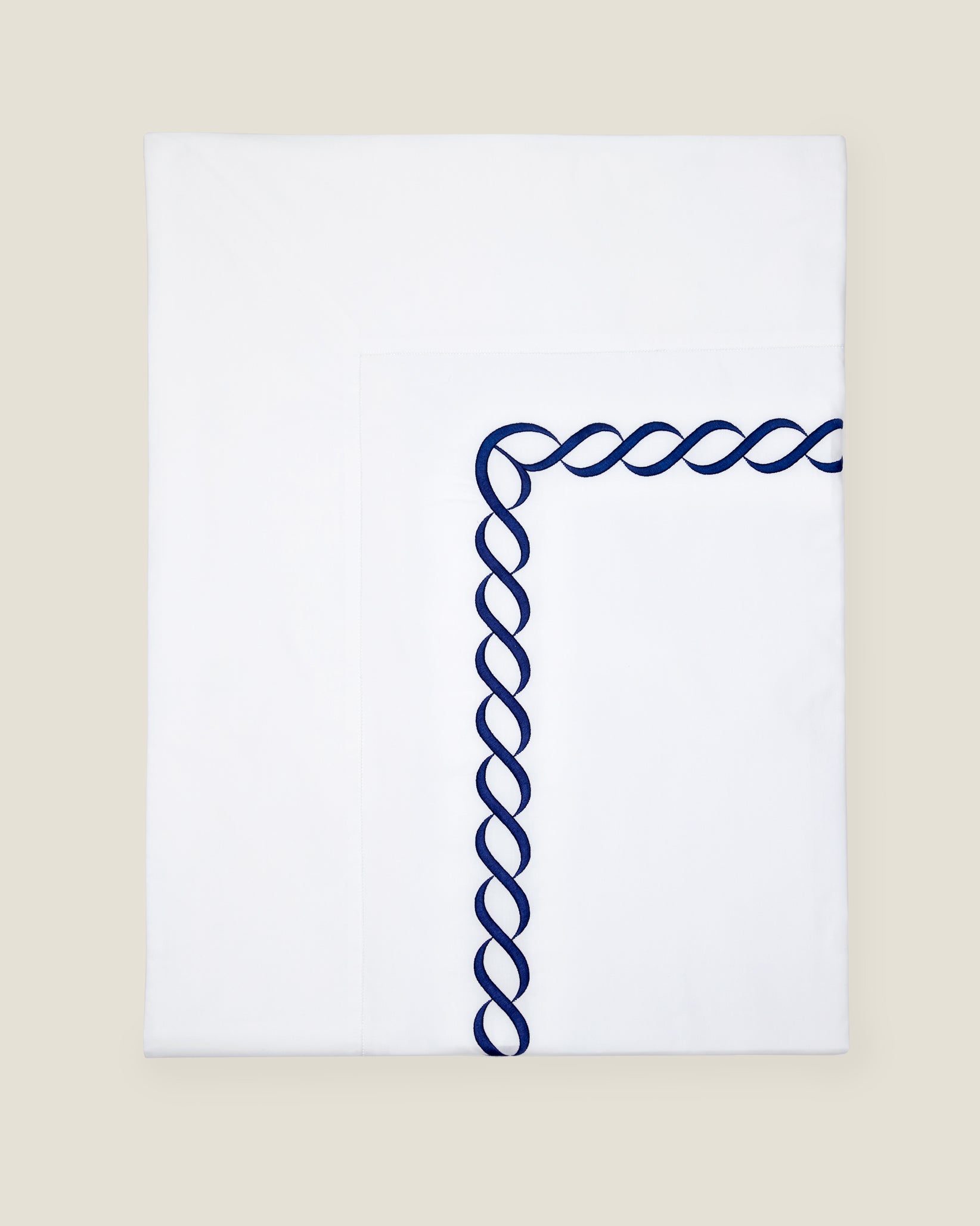 Treccia Moderno white/navy flat sheet