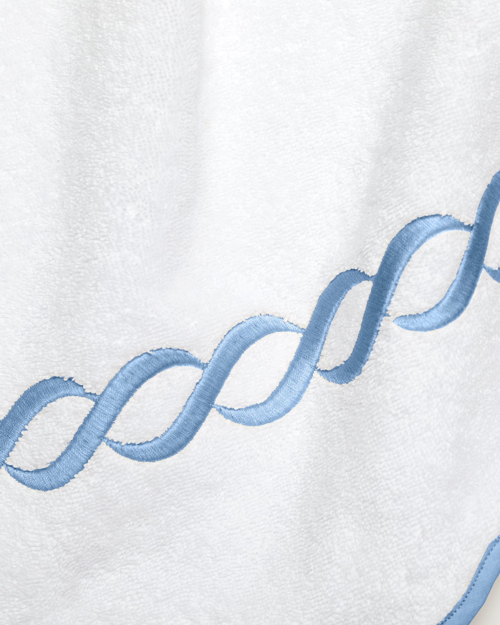 Treccia white/medium blue  bath towels texture
