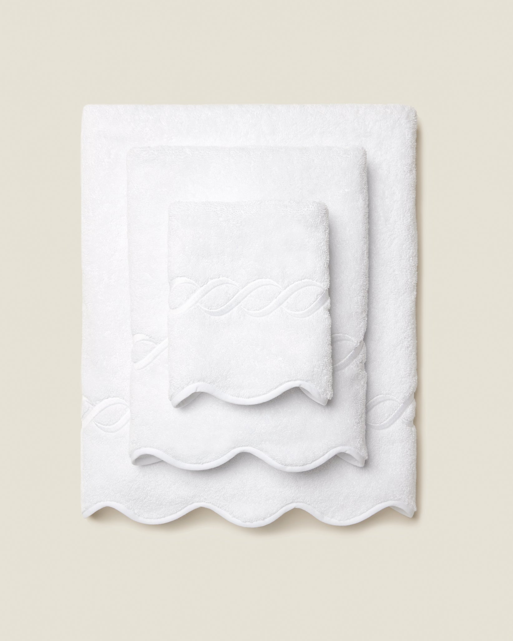 Treccia white/white bath towel stack 