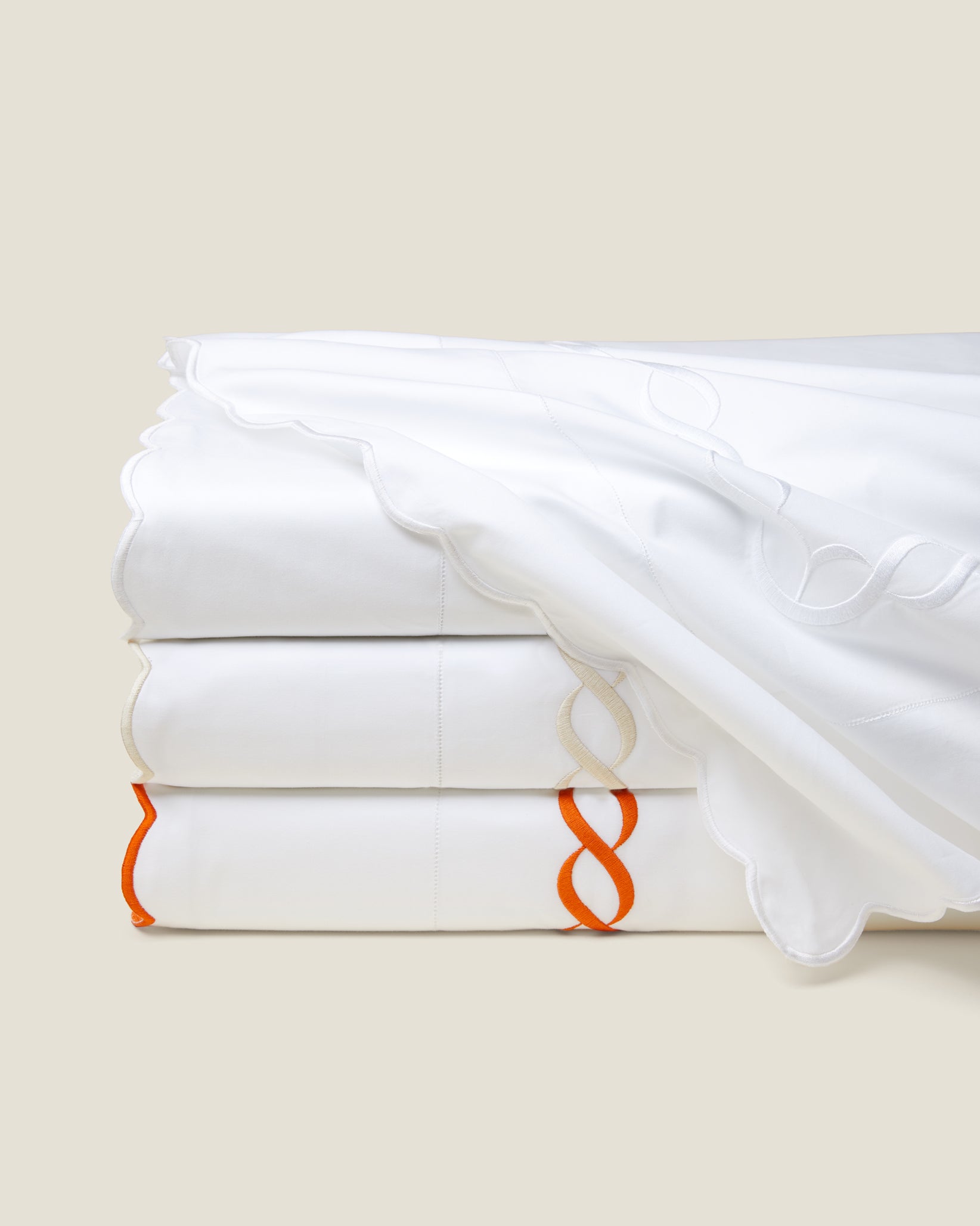 Treccia flat sheets stacked