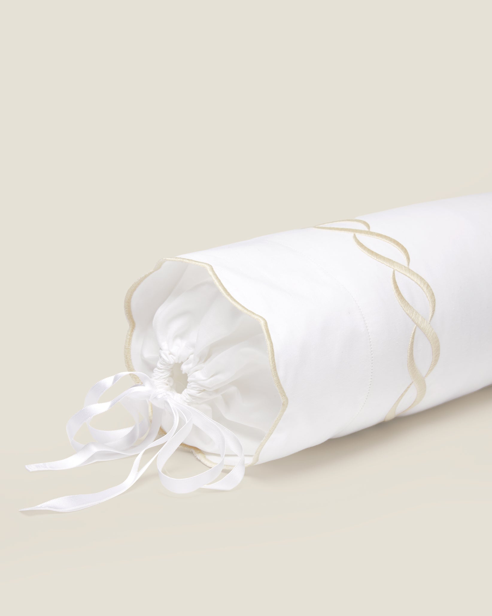 Treccia neckroll sham white/beige