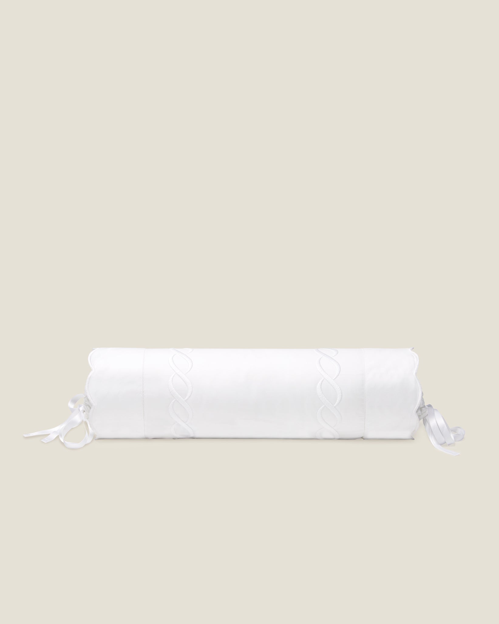 Treccia white/white neckroll sham