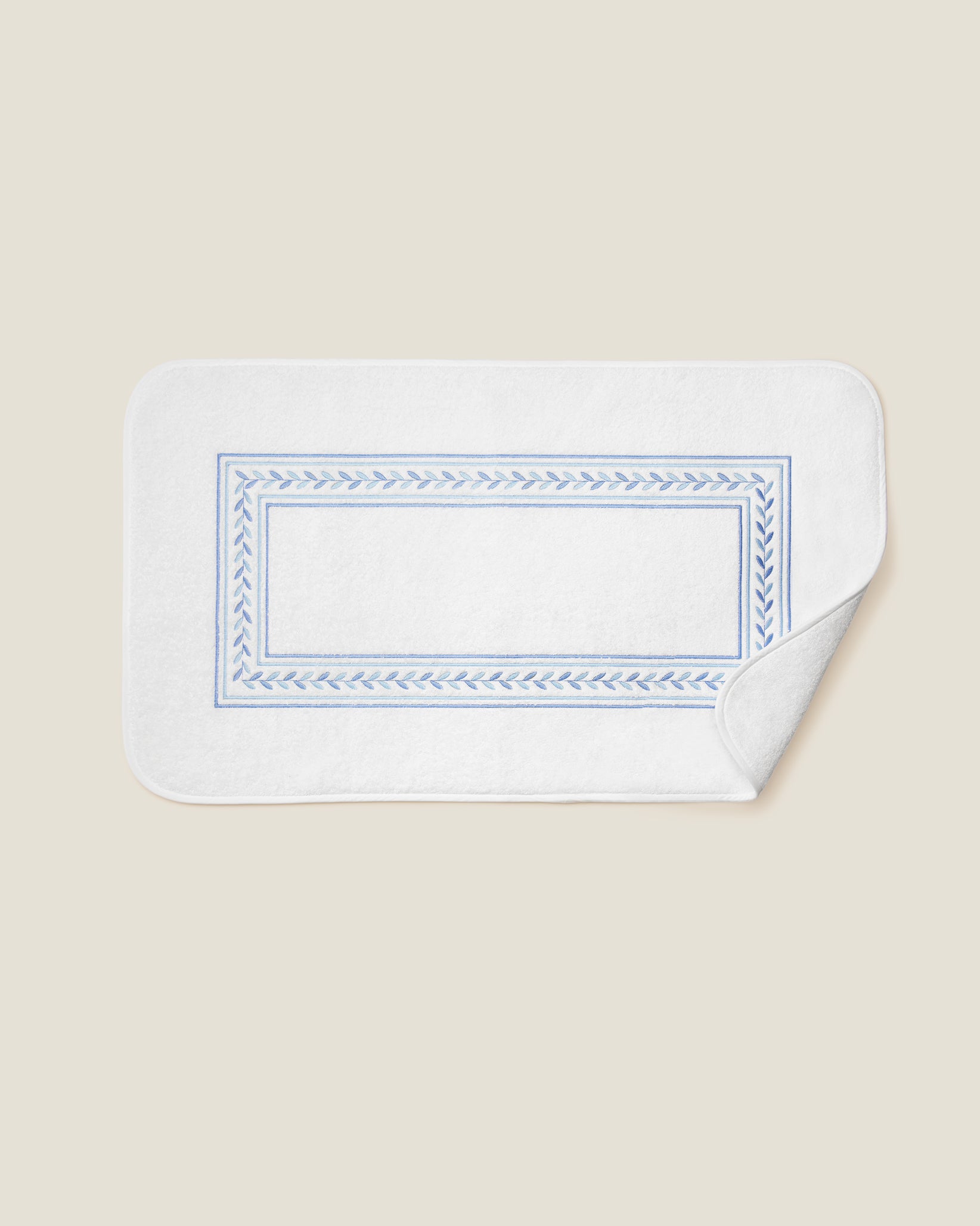 Impero Tub Mat in white/medium blue