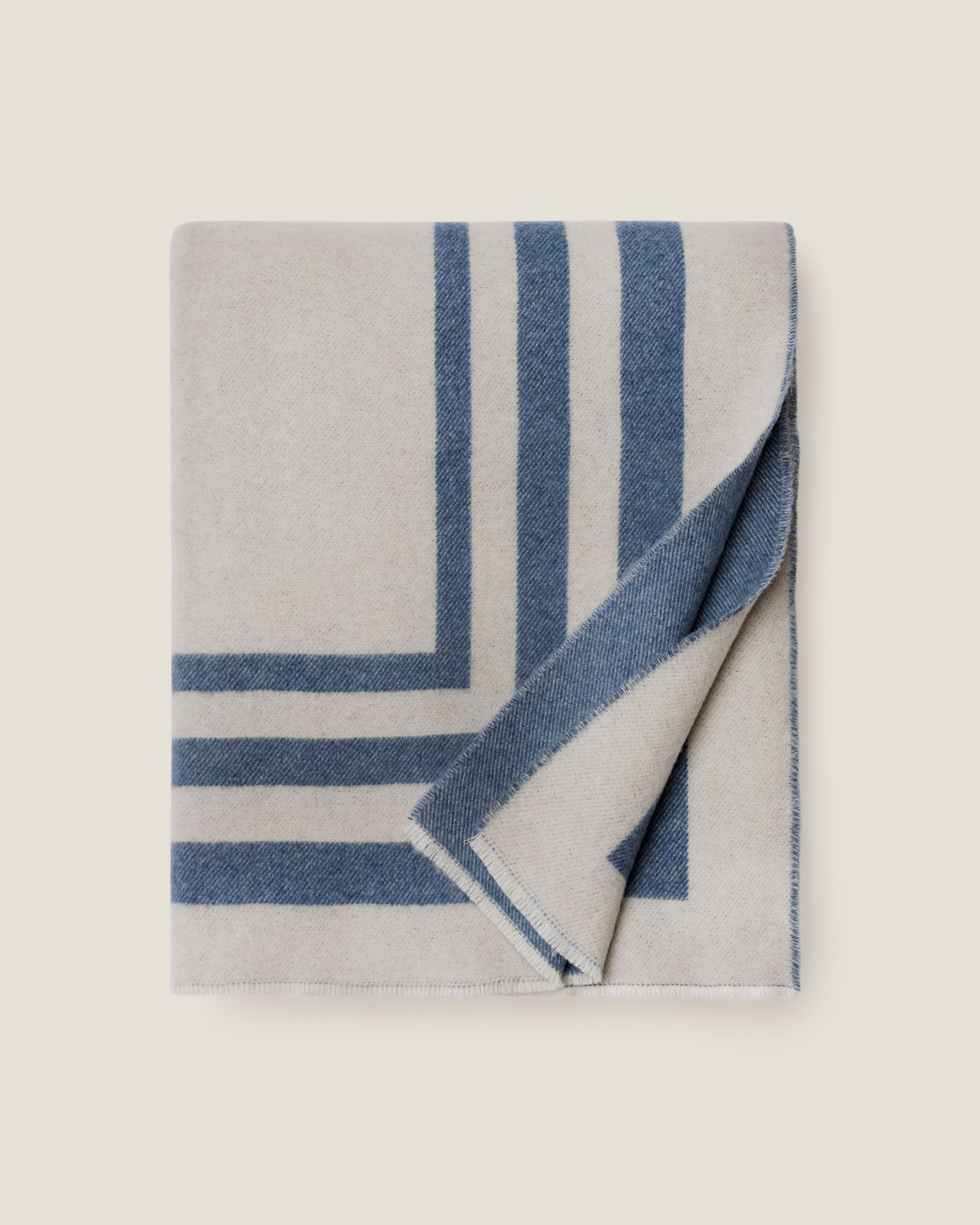 Tre Righe Throw in medium blue
