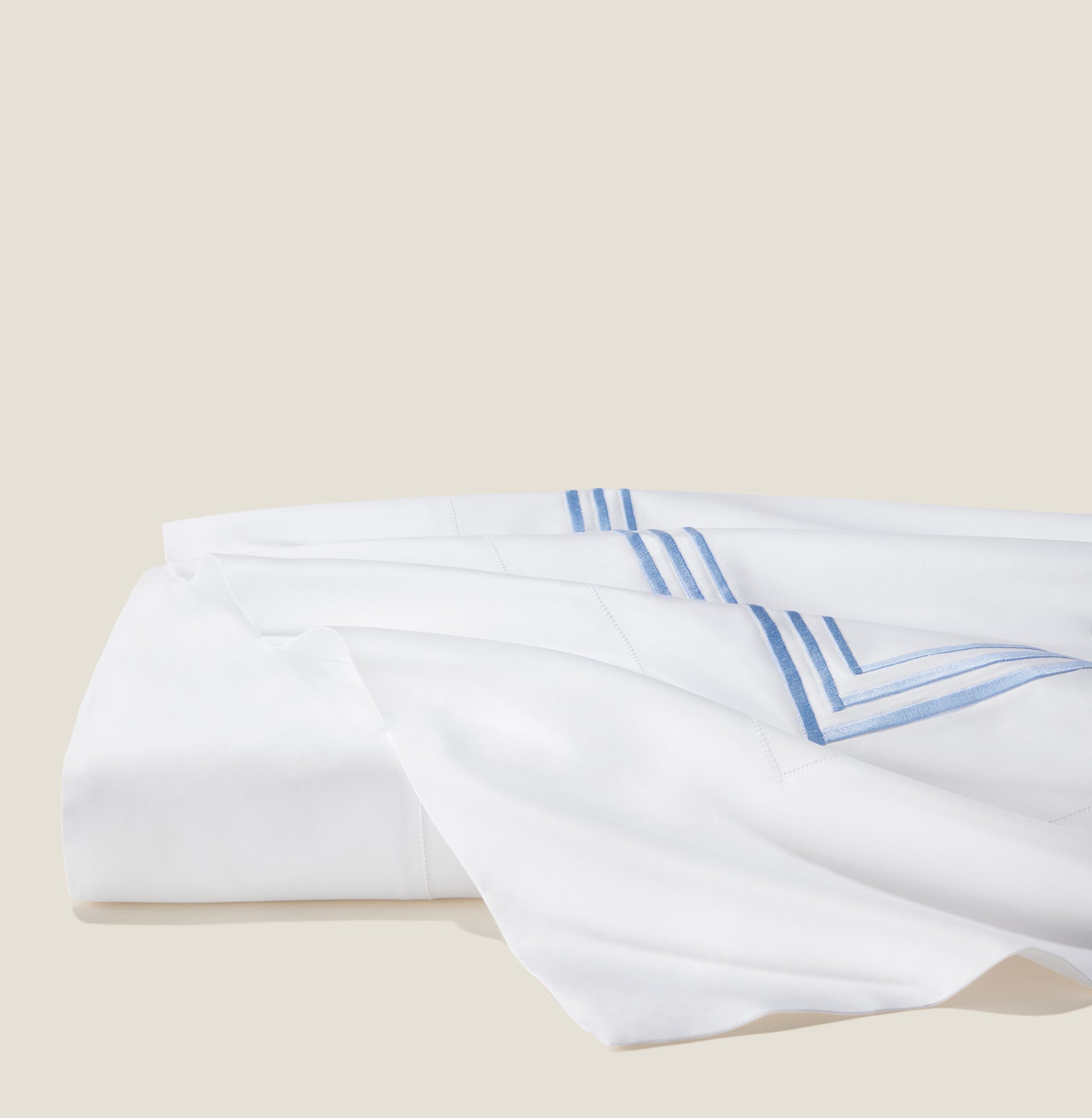 variant__white/medium blue