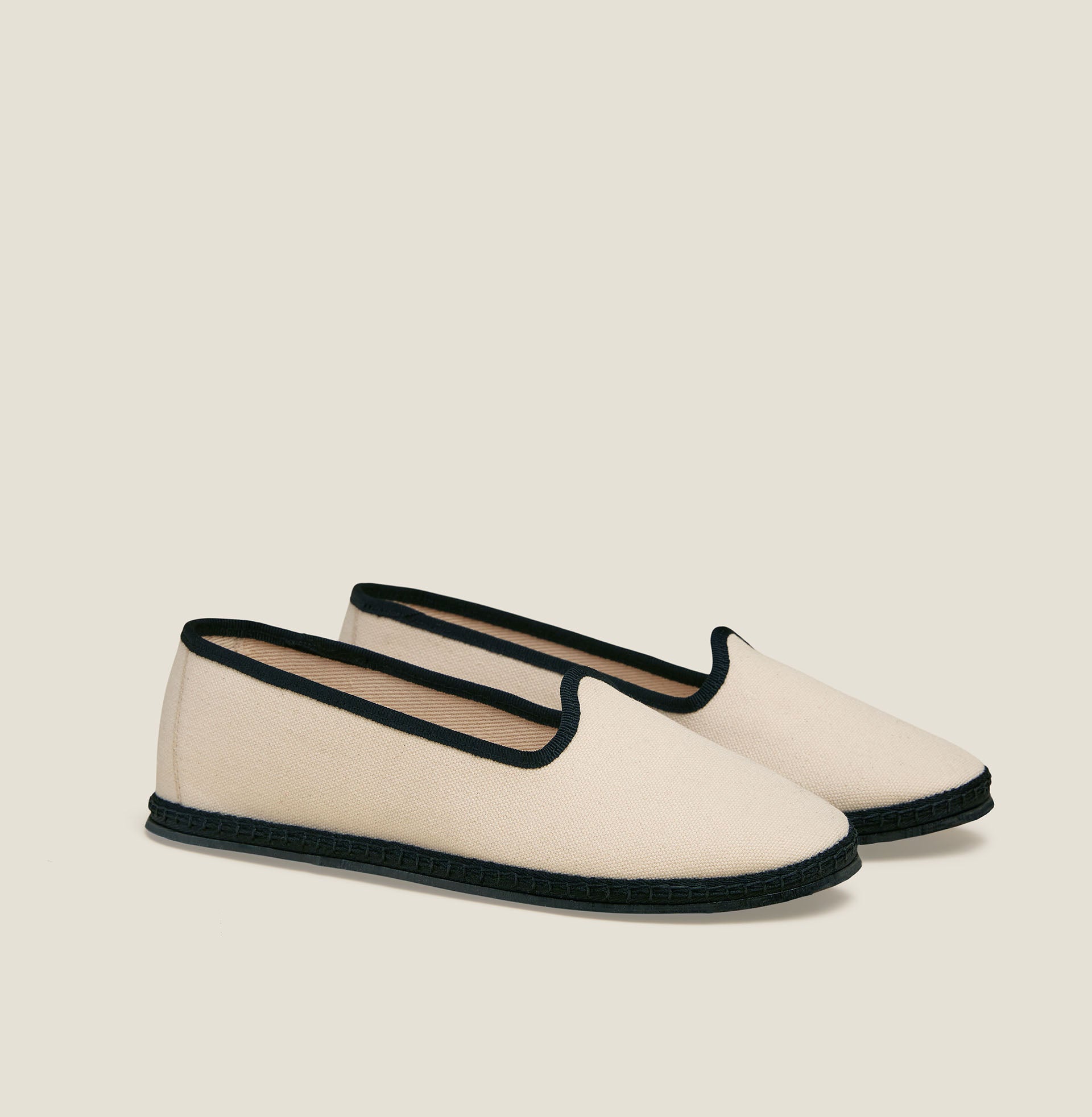 variant__ecru/black