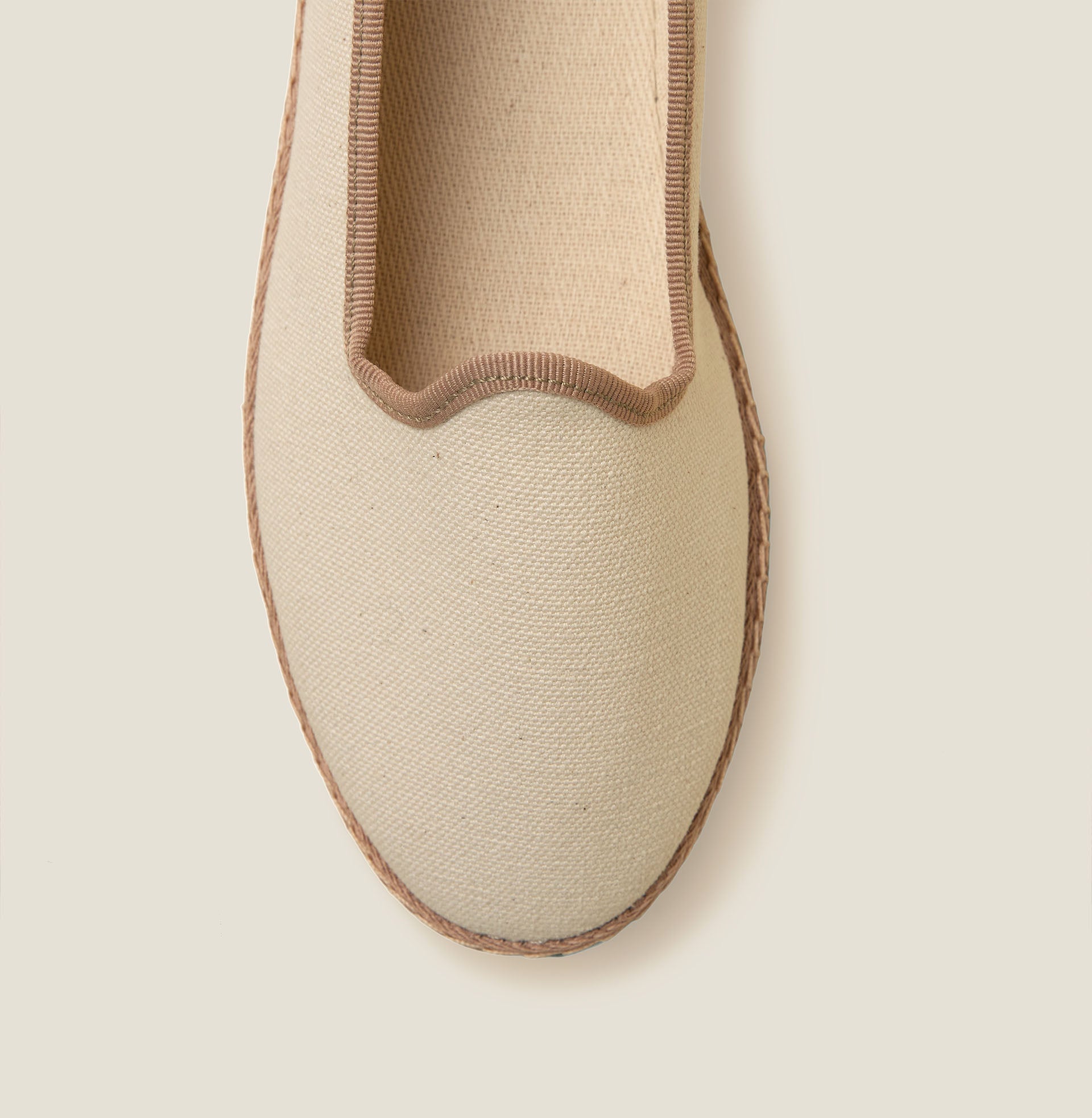 variant__ecru/tan