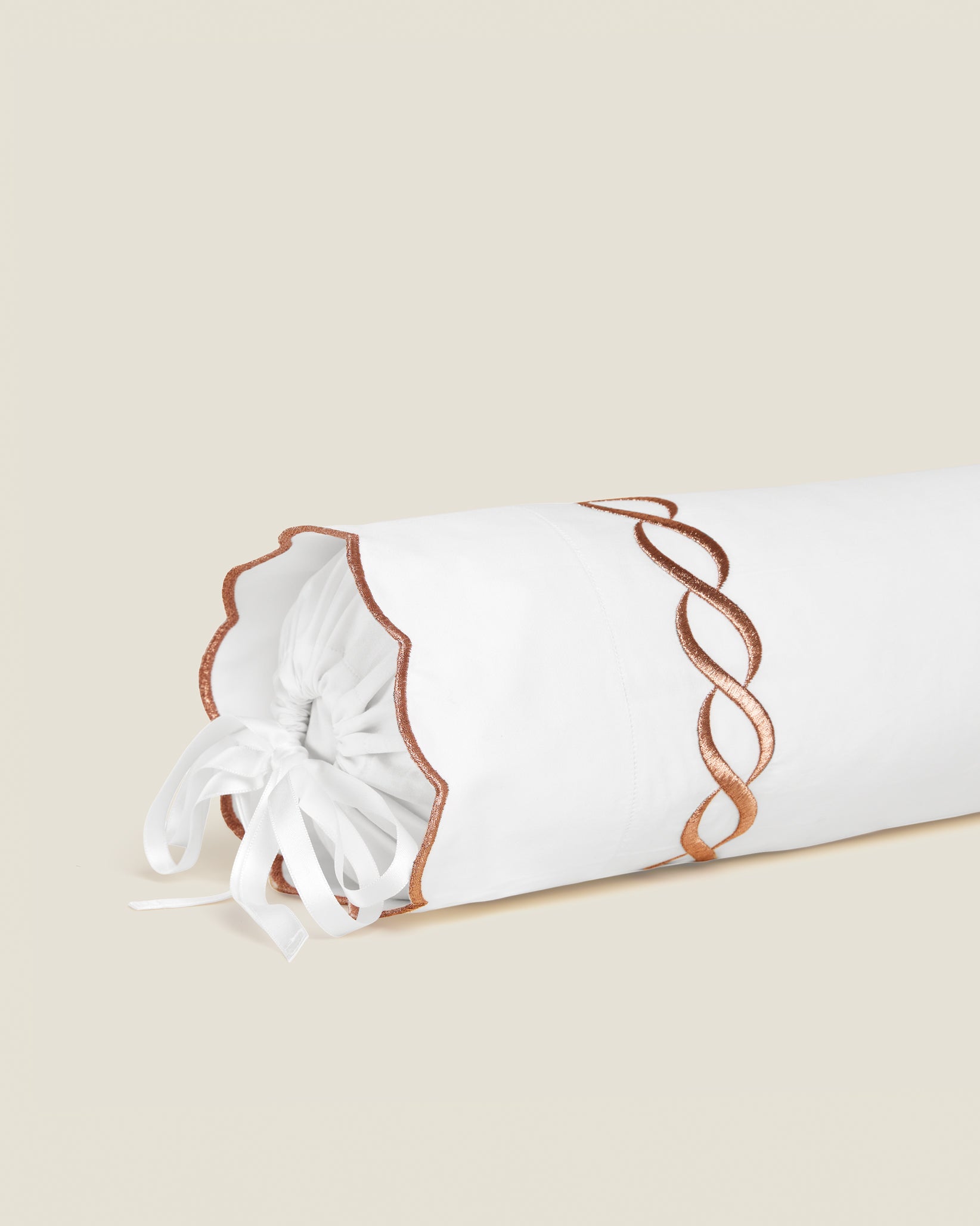 Treccia Splendore white/rose gold neckroll sham