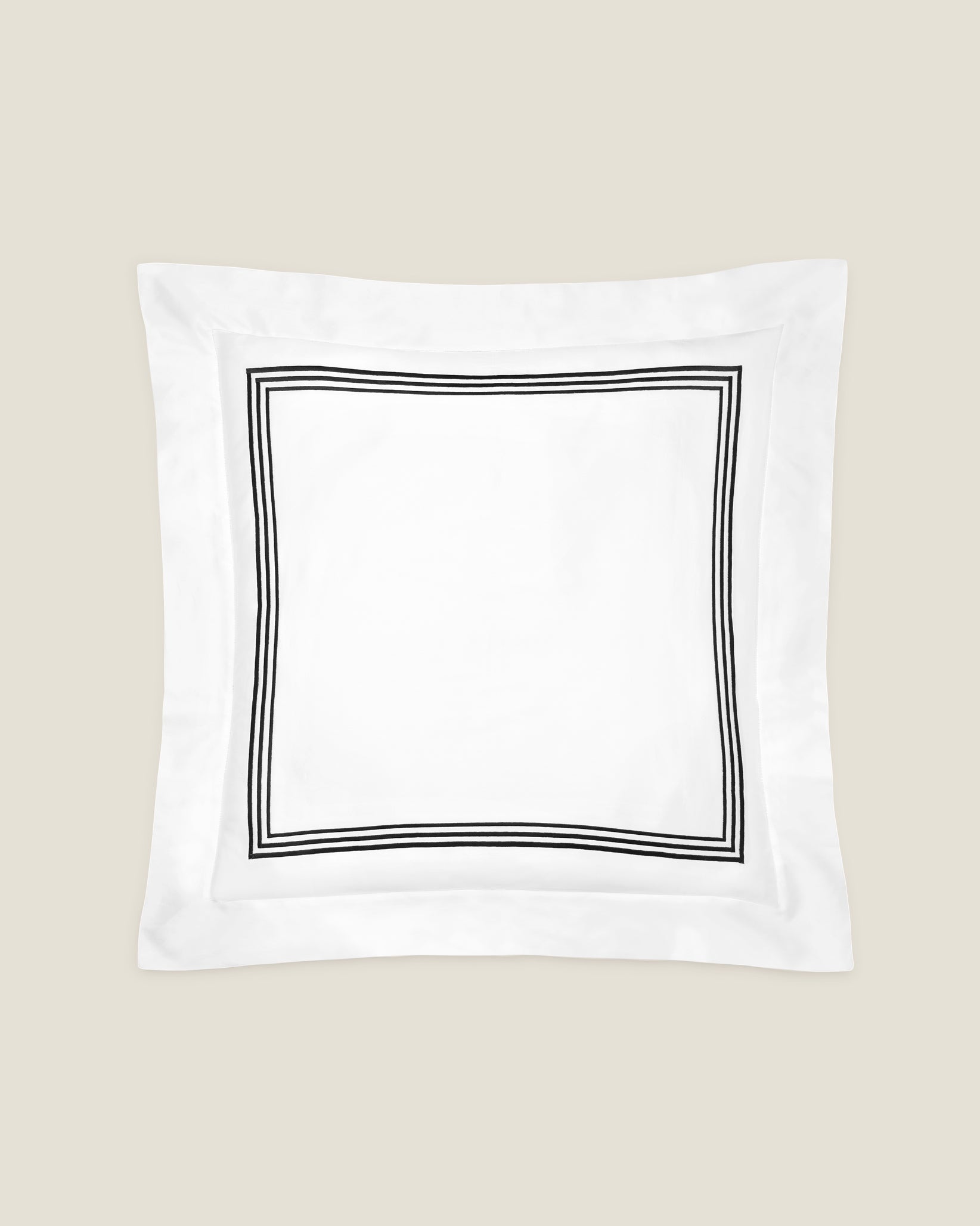 Tre Righe Splendore white/black euro sham