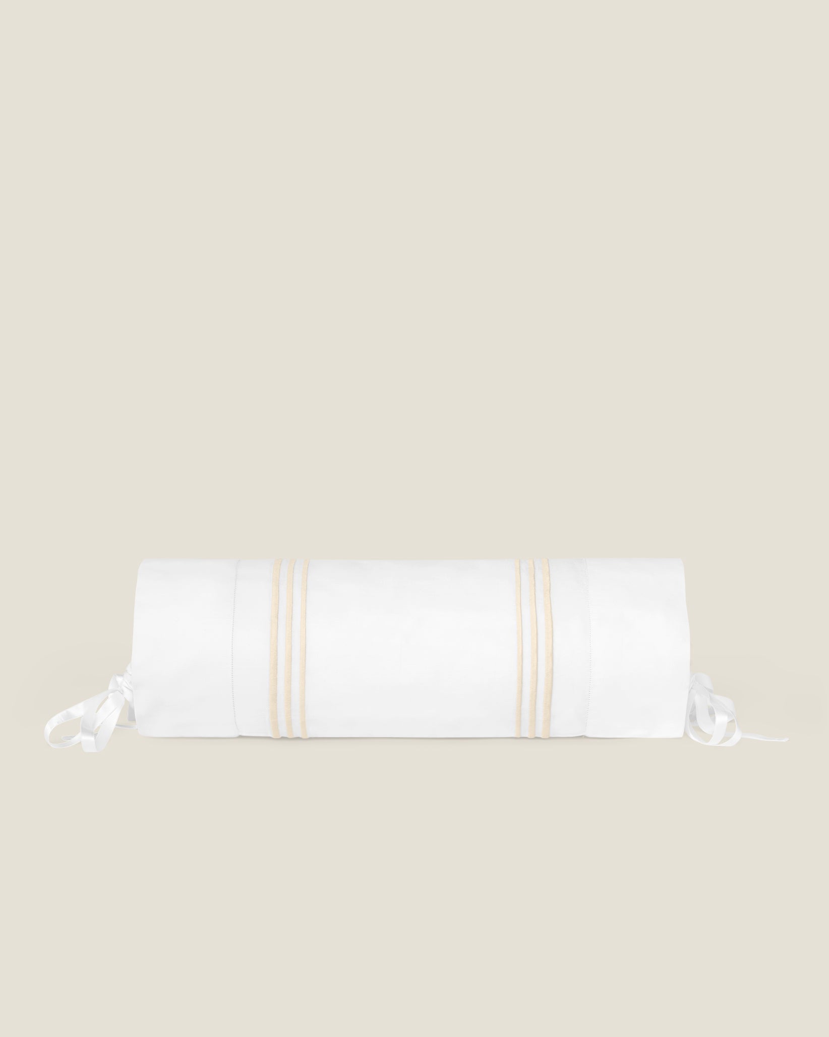 Tre Righe Splendore white/beige neckroll sham