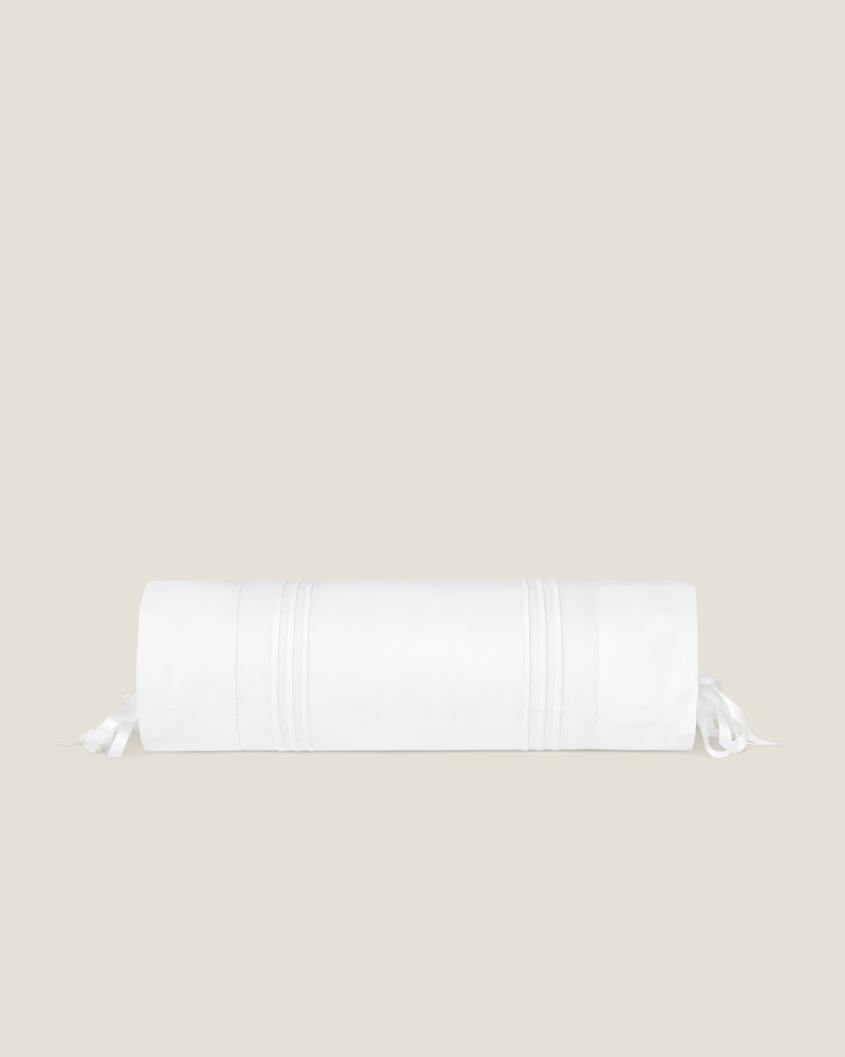 Tre Righe Splendore white/white neckroll sham