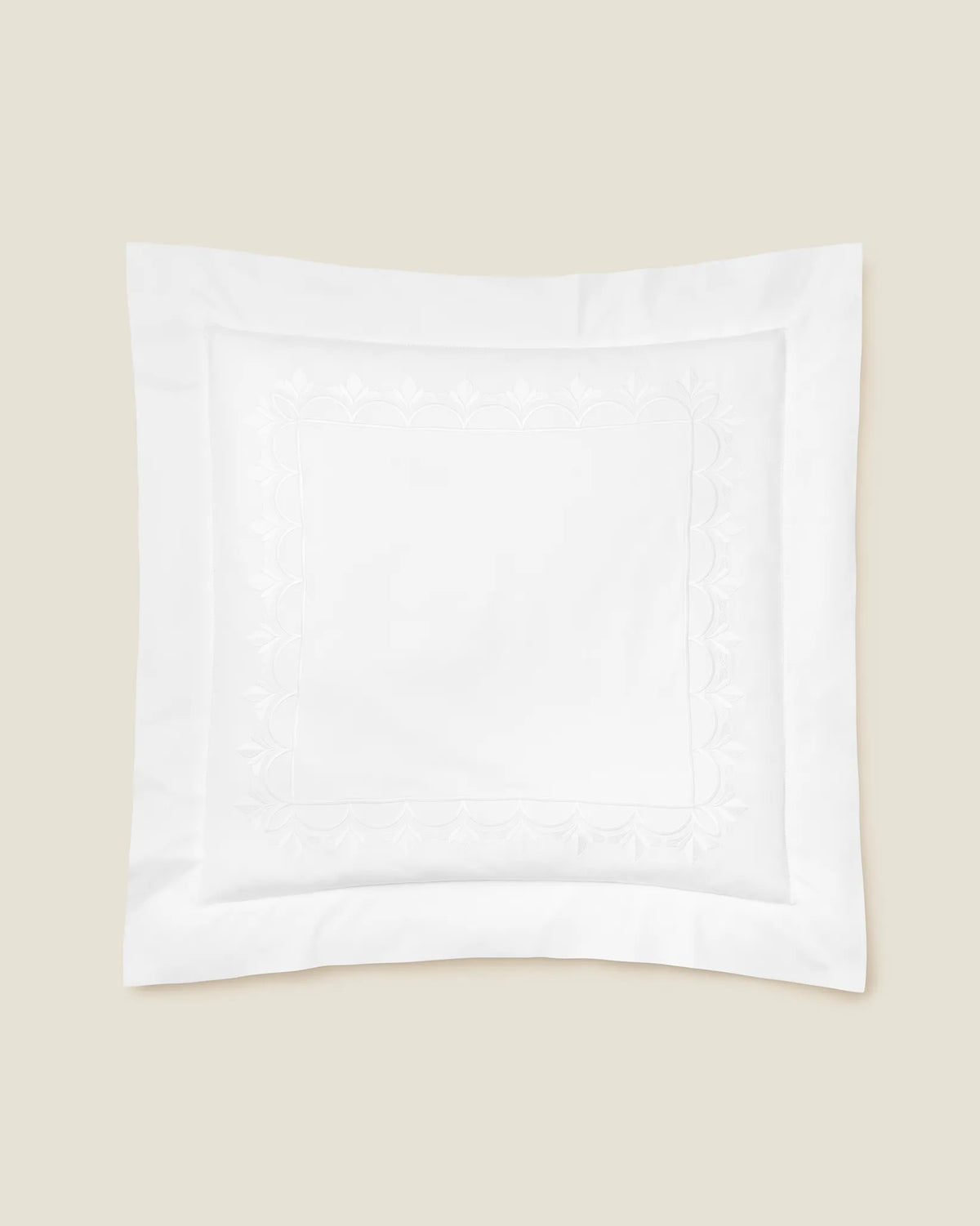 Arcata white/white euro sham