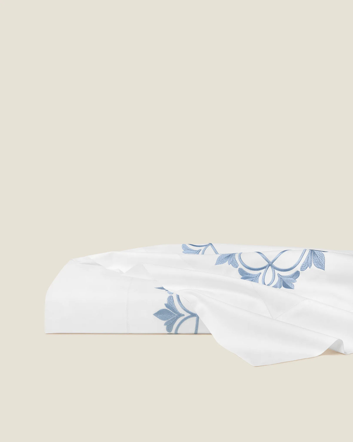Arcata white/medium blue flat sheet