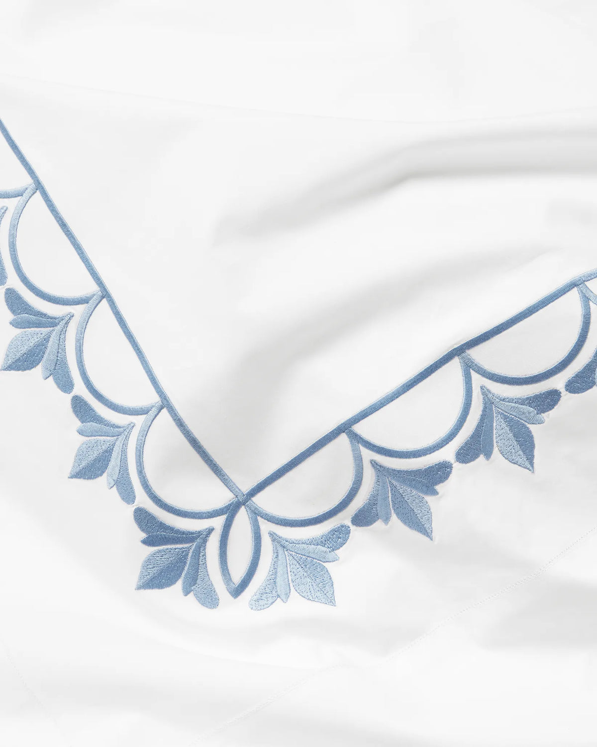 Arcata white/medium blue bed linens texture