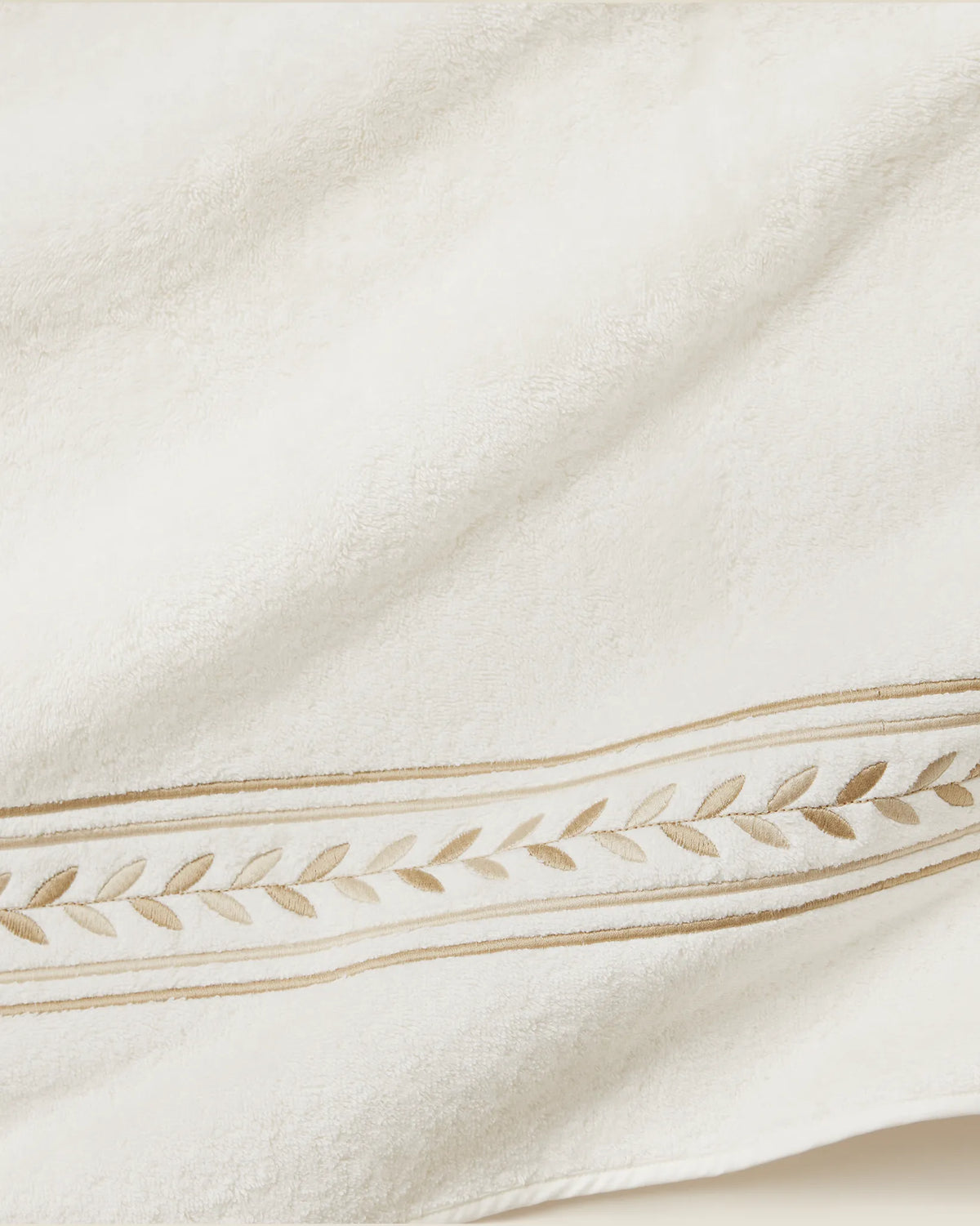 Impero ivory/beige bath linens close up details and texture. 