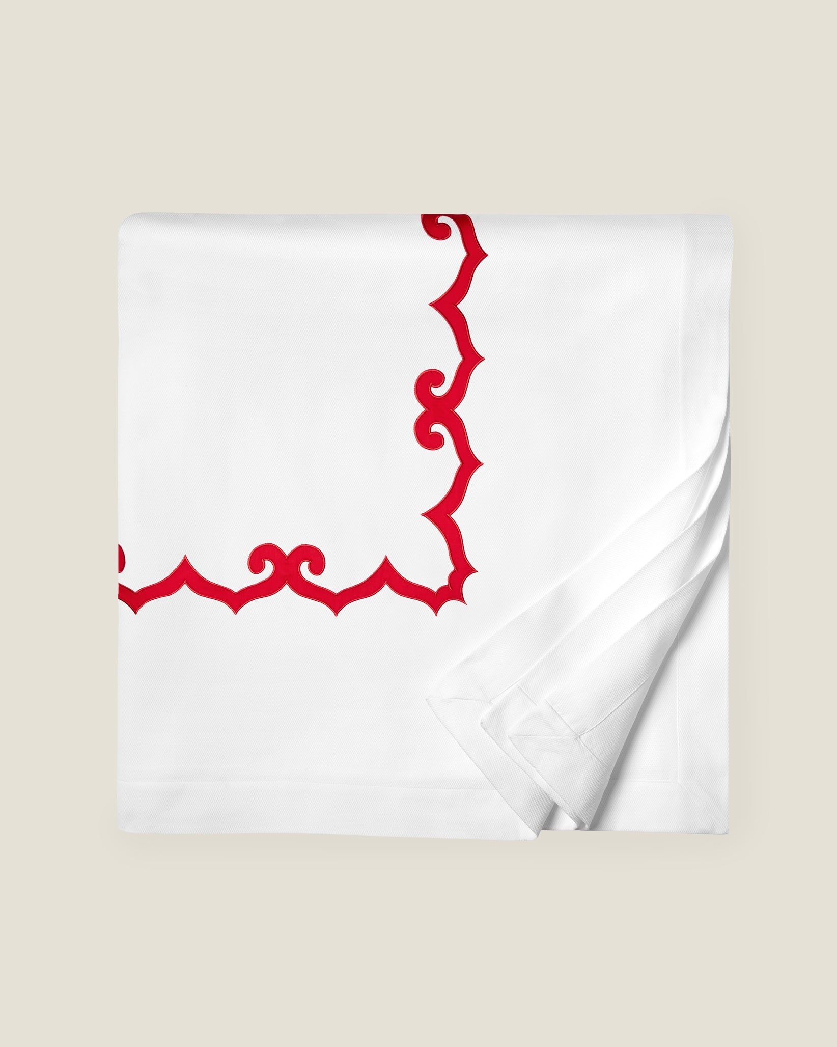 Marrakesh pique blanket cover in white/scarlet