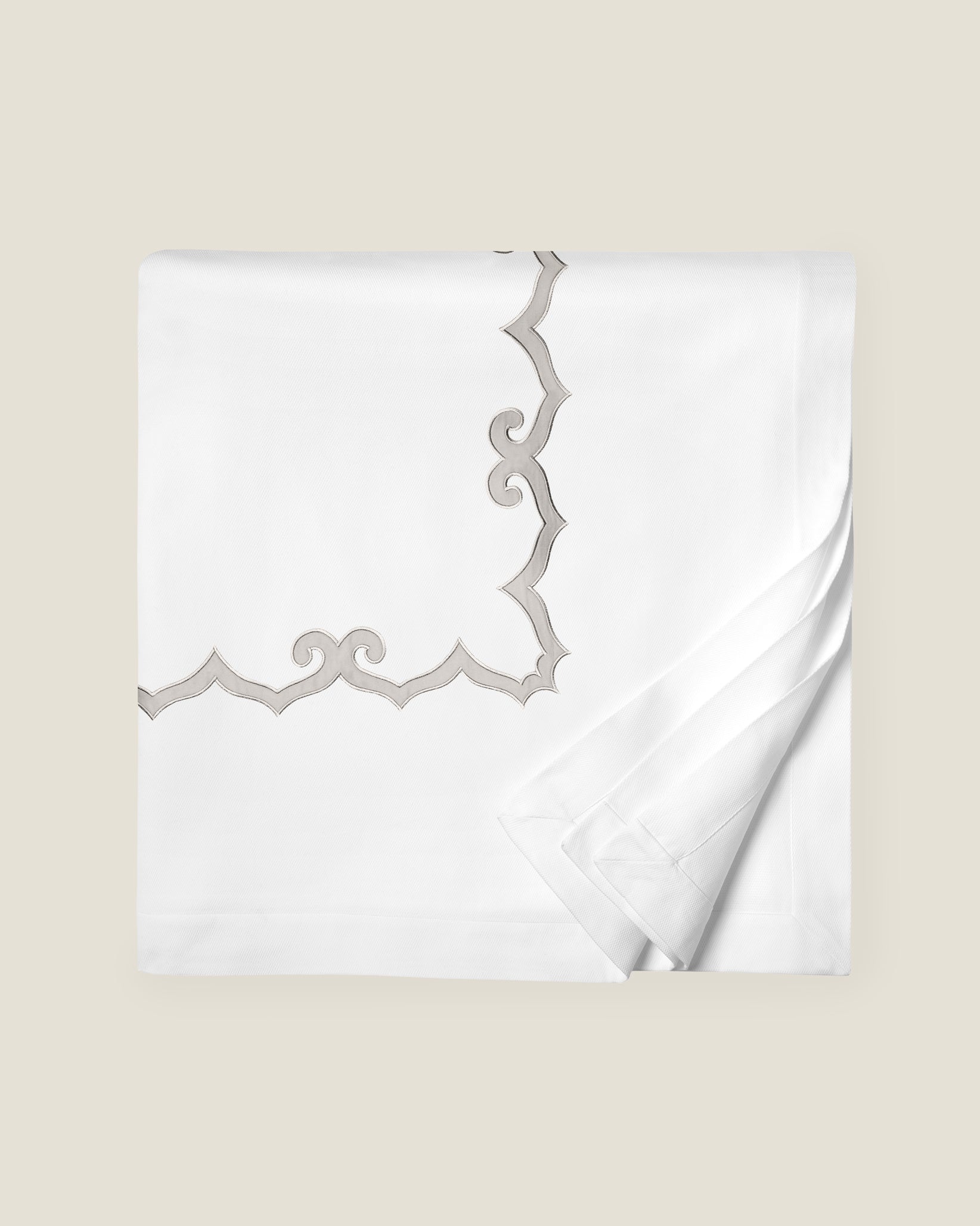 Marrakesh pique blanket cover in white/sterling