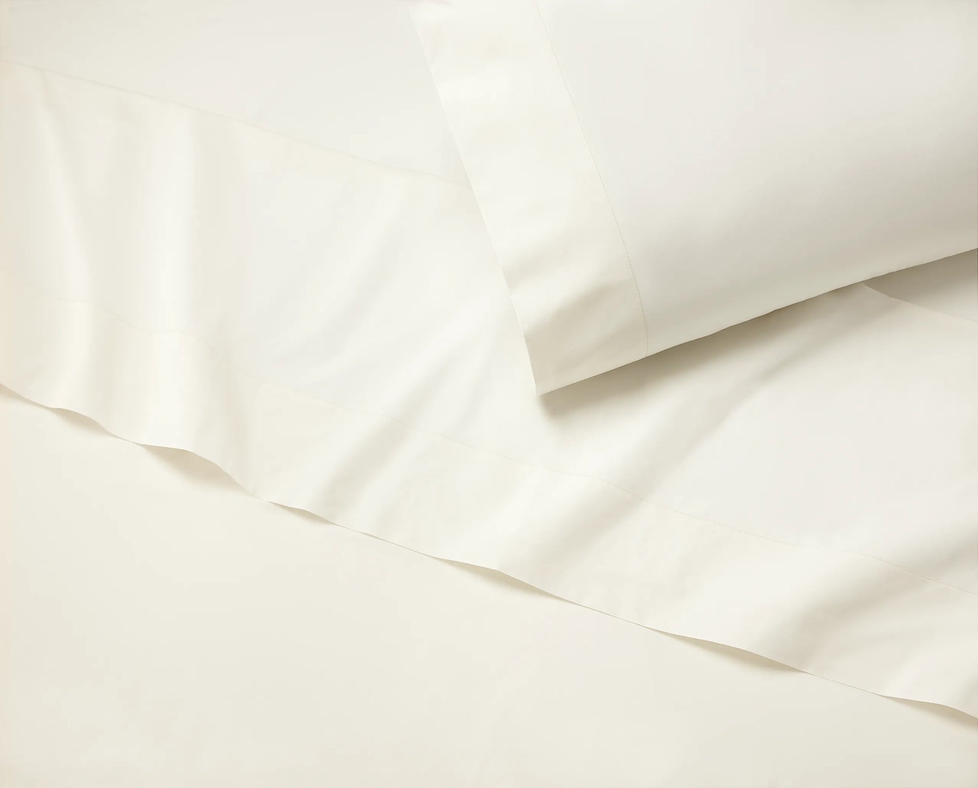 Angel Luxe Ivory pillowcase and flat sheet