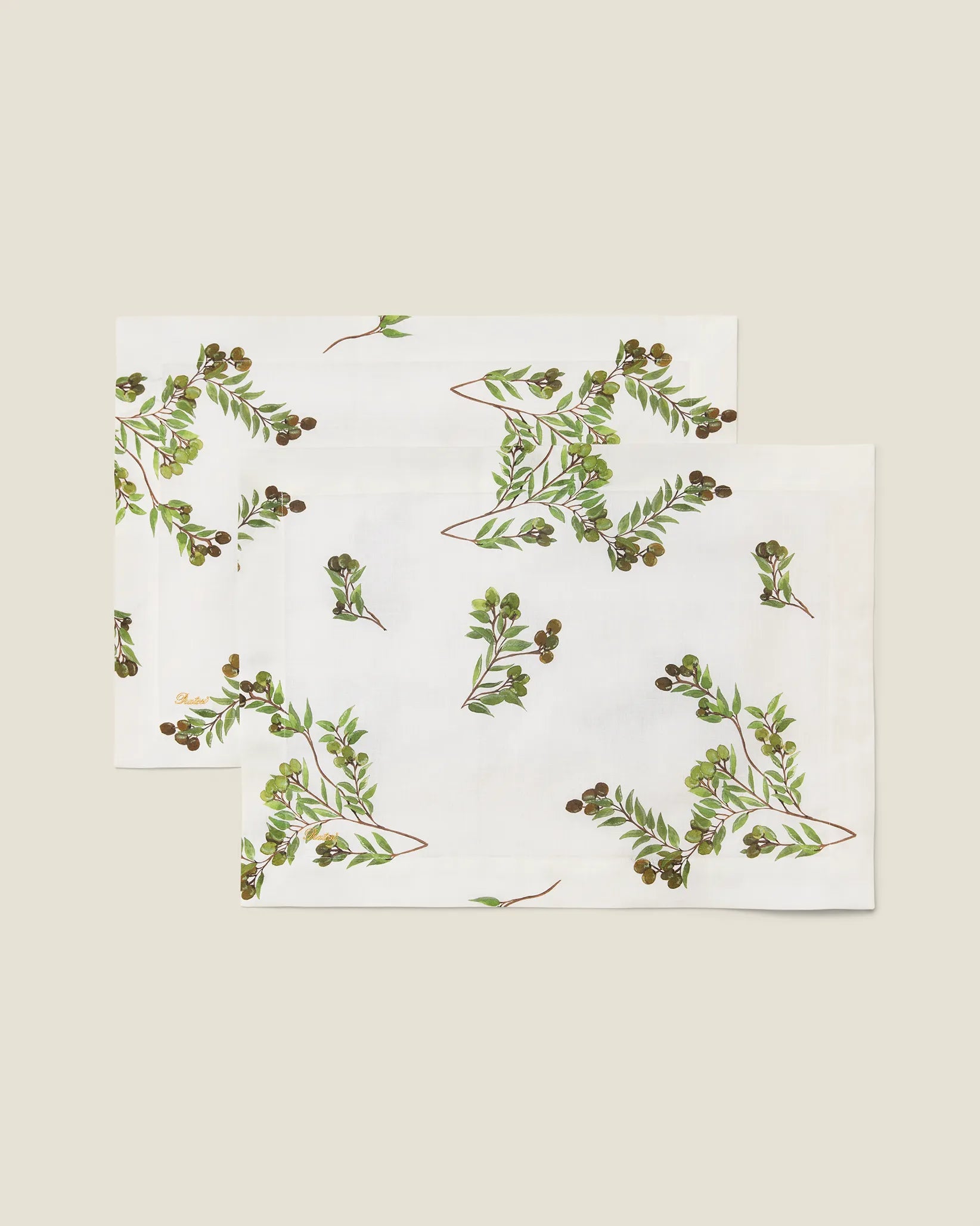 Oliva placemats stacked