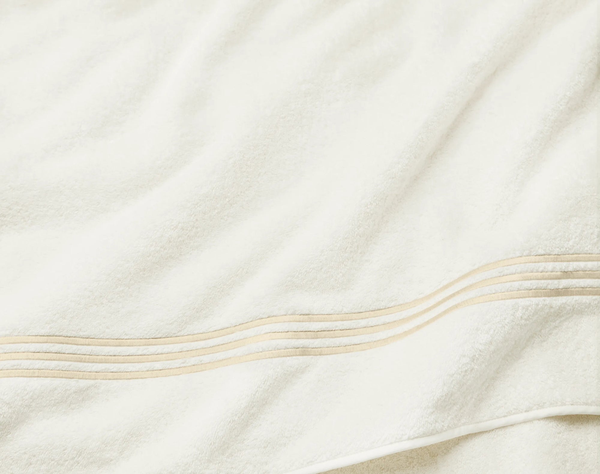 Tre Righe Ivory/beige bath towels texture