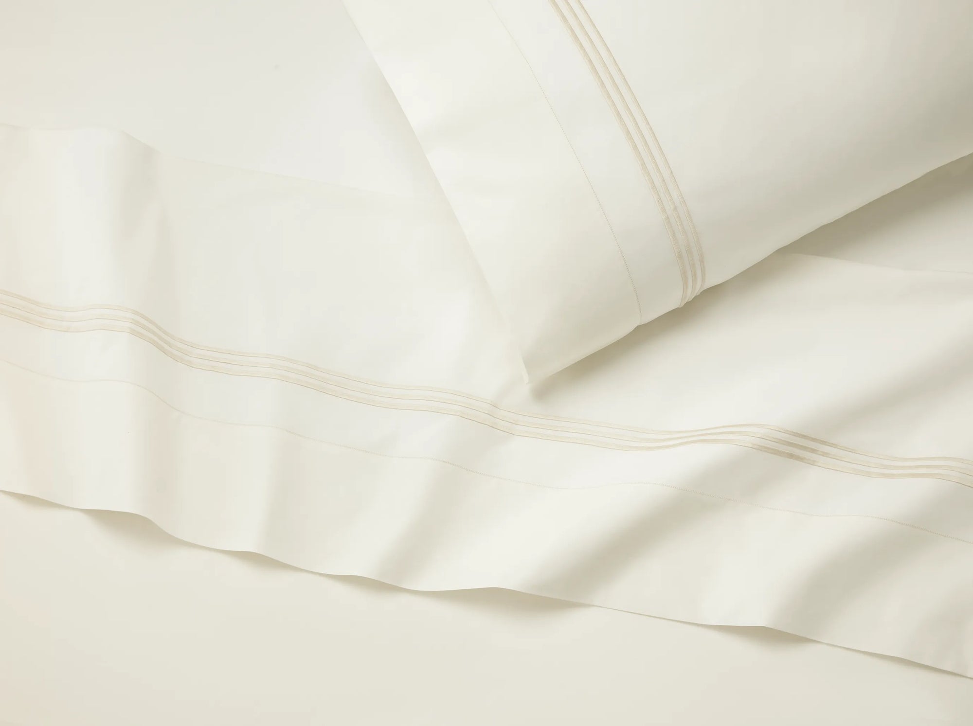 Tre Righe Ivory/orange flat sheet and pillowcase