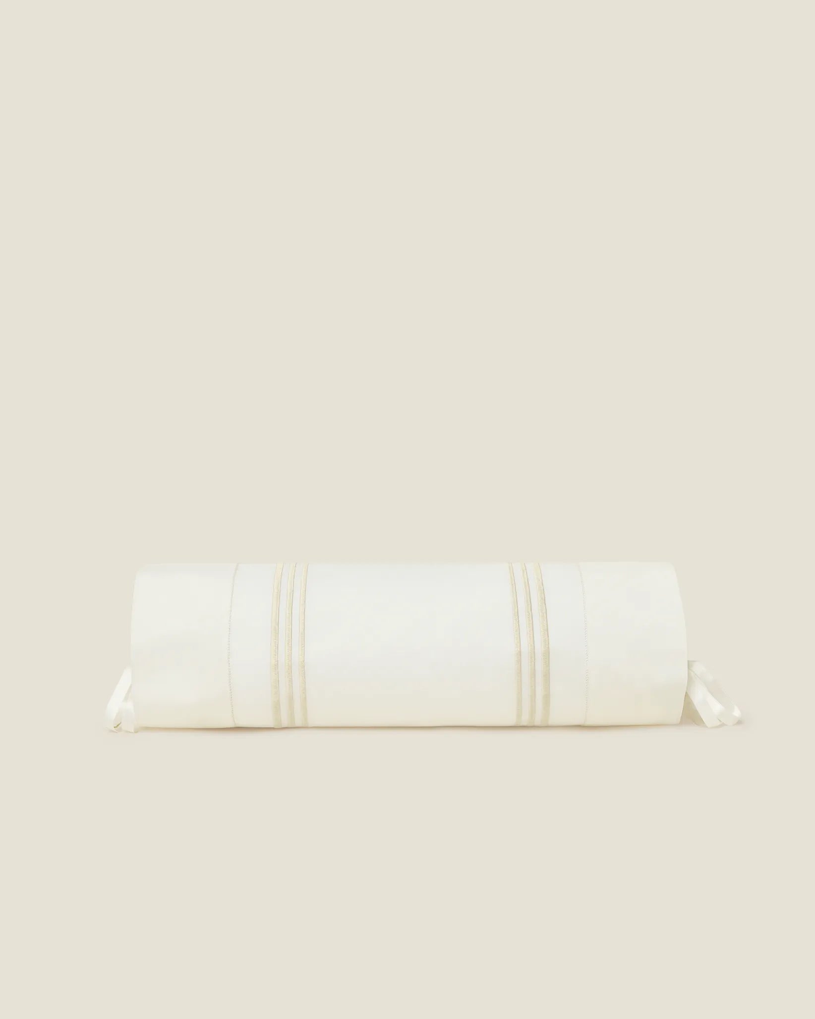 Tre Righe Ivory/beige neckroll sham