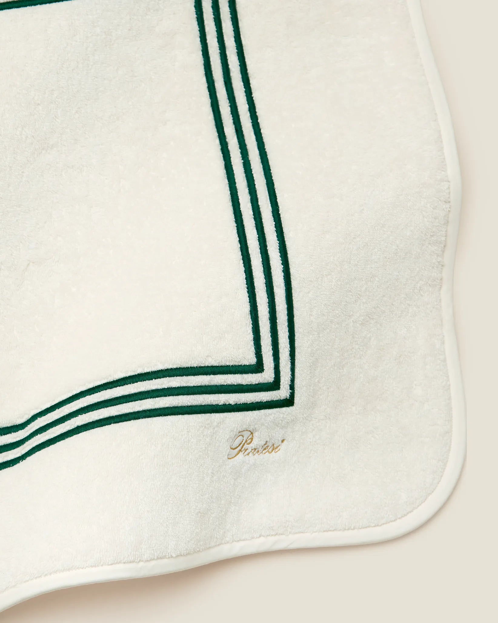 Tre Righe Ivory/emerald tub mat corner details