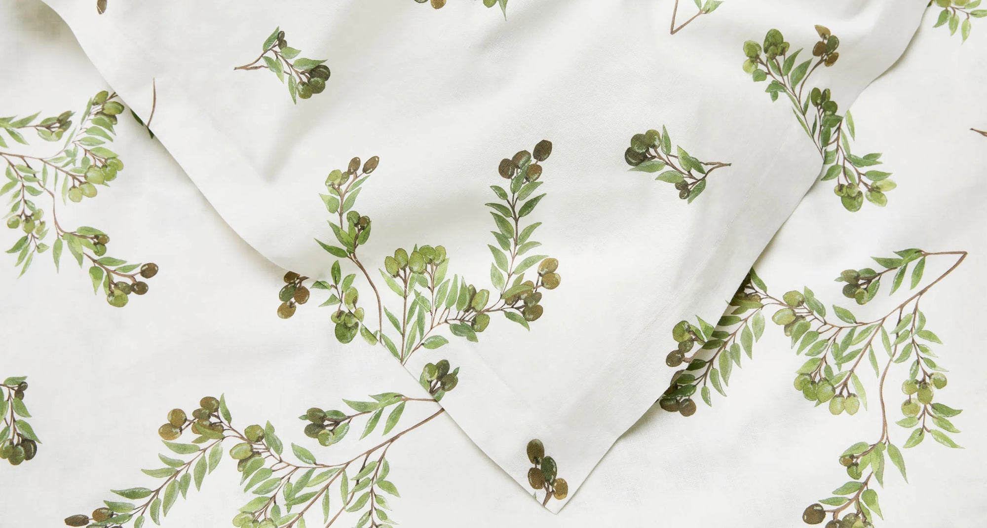 Olivia Table linens close up details