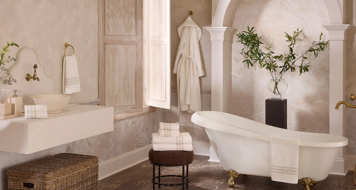 Impero ivory bath linens