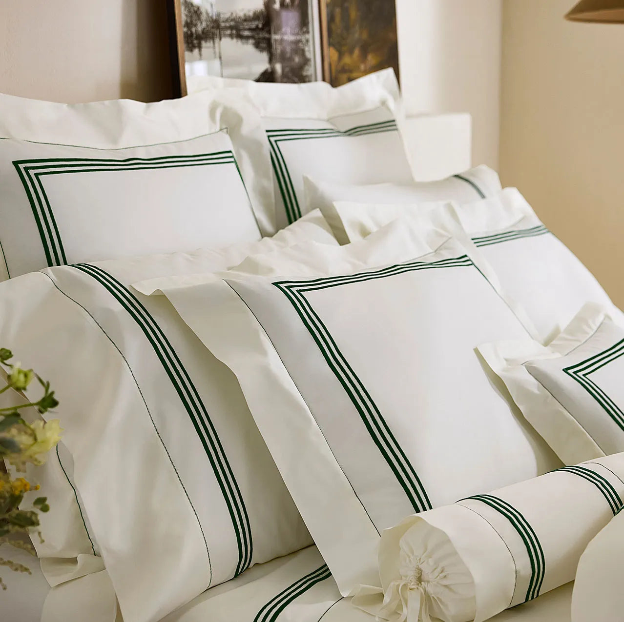 Tre Righe Ivory/Emerald Pillowcases and shams