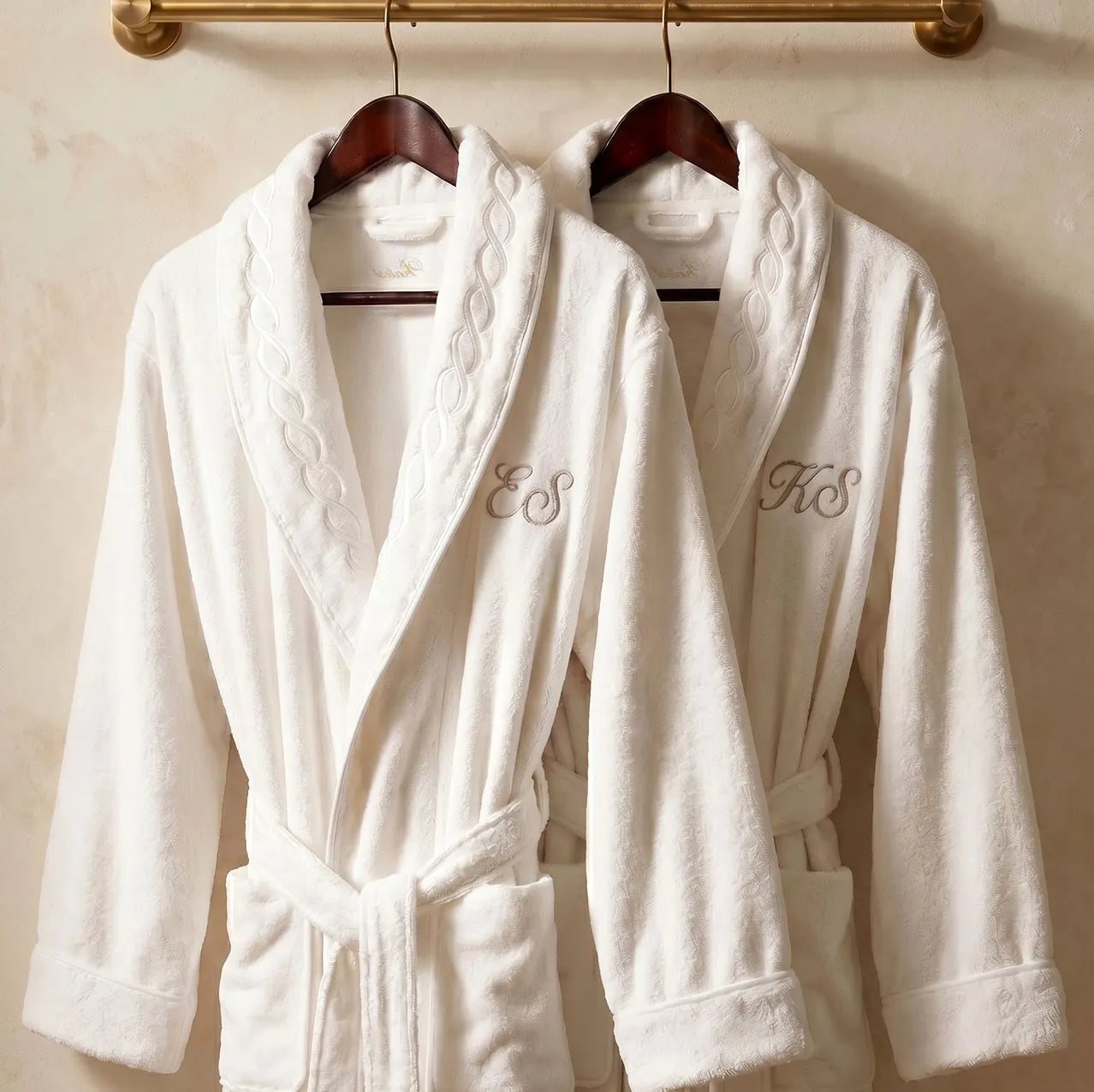 Treccia monogram robe